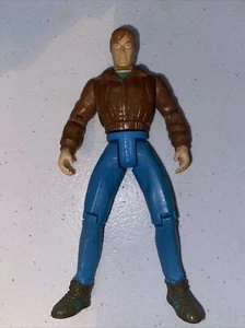 Spider-Man Peter Parker 5" Action Figure 1994 Toy Biz 🔥 - Picture 1 of 2