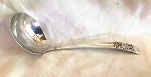Oneida CORONATION Gravy Ladle 7-1/8" Community Silverplate 1936 - Picture 1 of 8