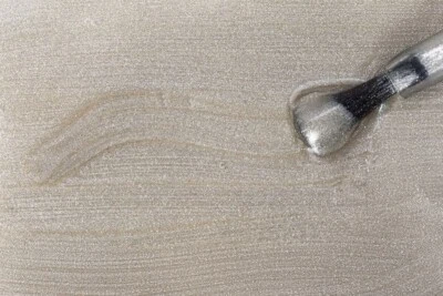 Jolifin LAVENI Shellac - Cat-Eye pearl ivory 10ml - Bild 1 von 4