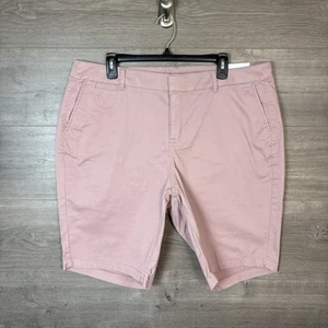Lane Bryant Women's Size 16 Bermuda Shorts Flat Front Pink Cotton 10" Inseam NEW - Picture 1 of 7