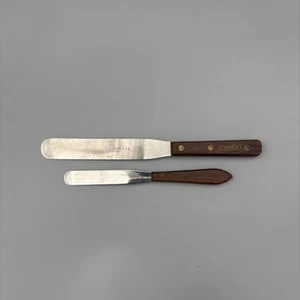 LOTE de 2 esparcidores de espátula de glaseado de hoja de acero inoxidable vintage mango de madera de pescador - Imagen 1 de 23