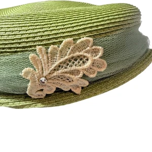 Sombrero de paja verde para mujer cinta de malla acento floral - Imagen 1 de 5