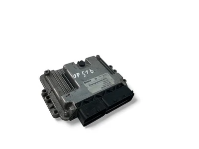 Centralina motore KIA CEE'D Hatchback ED ECU 39102-2A711 2008 31257942 - Immagine 1 di 4