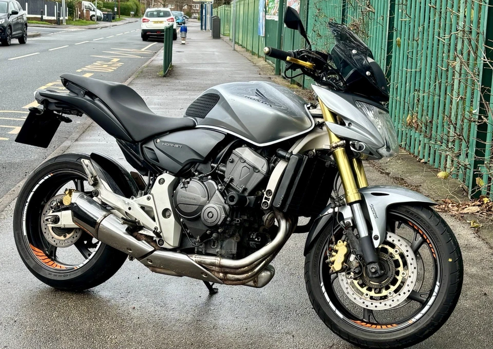 2009 Honda hornet 600 Cb 600 Service History - Lovely Bike - HPI clear - Bargain - Image 1 of 4
