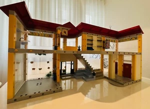 PLAYMOBIL 4324 Große Schule mit Einrichtung - Bild 1 von 6
