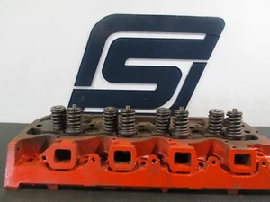 International SV-304 304A V8 Cylinder Head (Casting#: 216368-R2)(NOTE:Corrosion) - Picture 1 of 24