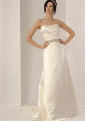 Augusta Jones Trista  6 8 10 Ivory Silk Wedding Dress Bling  Fit & Flare Train - Image 1 of 4