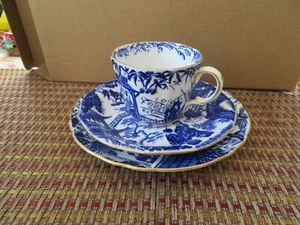 Royal Crown Derby blau Mikado Tasse, Untertasse und Beilageteller Trio - Bild 1 von 2