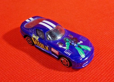 Maisto Ultimate Marvel She-Hulk 1996 Dodge Viper GTS 2003 - Image 1 of 2