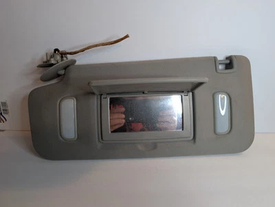 OEM ✅ Driver Sun Visor  GMC Yukon/Yukon XL Sierra 1500 2500 2007-2014 Foto 1 de 4