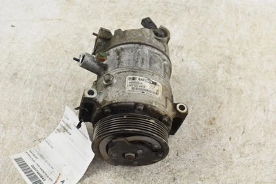 Volkswagen Passat 2012 compresor de aire acondicionado Sanden 2,0 L usado 114 k millas fabricante de equipos originales Foto 1 de 4