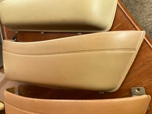 Mercedes W123 Passenger Right Door Map Pocket Cream Beige 300D 300TD 280E -(E) - Bild 1 von 4