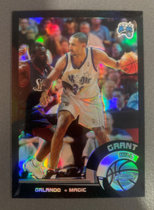 2002 GRANT HILL TOPPS CHROME BLACK REFRACTOR 42/99