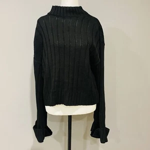 BOOHOO Black Knitted Ribbed Cropped Jumper Size M Large Cuffs Acrylic - Picture 1 of 6
