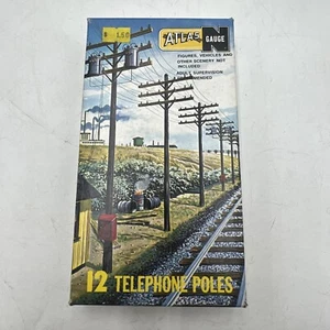 ATLAS N GAUGE 12 TELEPHONE POLES #2801 - NOS! - Picture 1 of 6