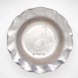 Vintage Rare Art Deco 1939 New York World's Fair Aluminum Souvenir Bowl - Picture 1 of 3