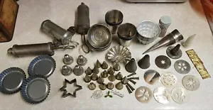 Vintage Metal Tin Cookie Press & Cake Decorator Icing Frosting Set 1950s - Picture 1 of 5