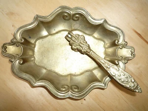 alter Nussknacker mit Schale, goldfarben - Bild 1 von 16