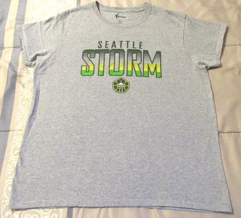WNBA SEATTLE STORM BASKETBALL TEE Shirt WOMENS Size LARGE Cover