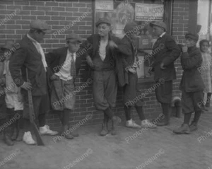 Street Gang Smoking Hanging Out 1916 Vintage 8x10 Reprint Of Old Photo - Bild 1 von 1