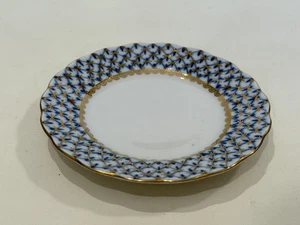 Vintage Lomonosov Cobalt Net Bread Plate, 6" Diameter - Picture 1 of 3