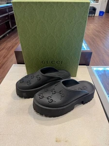 Gucci Goma Perforada GG Zuecos Mules Slip On Plataforma Sandalia Negra EE. UU. 9 TS - Imagen 1 de 12