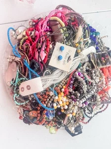5 Pounds Bag Jewelry Vintage To Modern Craft Lot Tangled #30 - Picture 1 of 11