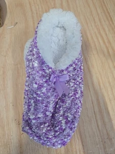 Ladies Popcorn Socks Slipper/Grippers 1 Pair Size 4-10.5 Purple/White NWT - Picture 1 of 4