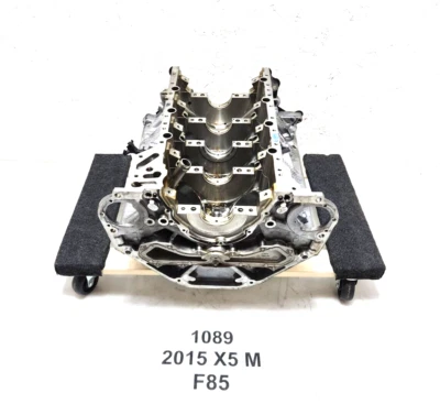 ✅Carcasa bloque cilindro motor motor OEM BMW F10 F12 F06 M5 M6 X6 M F85 S63 123k Foto 1 de 4