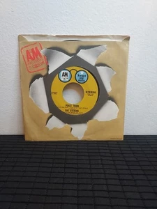 Vintage 1973~CAT STEVENS~The Hurt/Peace Train 7" Single LP~A&M Records - Imagen 1 de 4