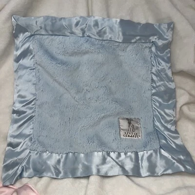 Cobertor de segurança Little Giraffe azul bebê 15" sherpa borda de cetim lã - Imagem 1 de 4