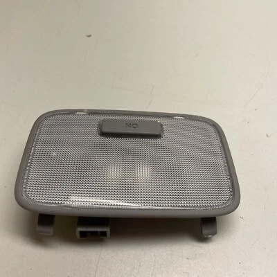 Luz trasera domo Hyundai Elantra SE 2016 OEM 92850-3XXXX Foto 1 de 4