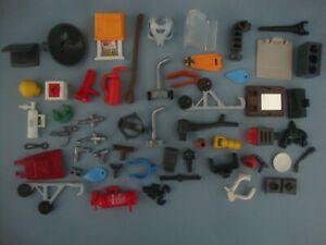 Playmobil  lot  divers pièces,  petits accessoires tous thèmes