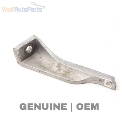 2018–2019 BMW 640I XDRIVE GRAN TURISMO — передний правый кронштейн для крепления рычага управления - Изображение 1 из 4