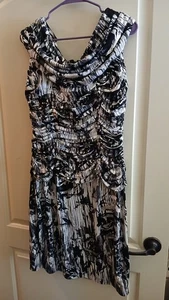 Calvin Klein Dress, Black and white, sleeveless, size aprox small - Picture 1 of 5