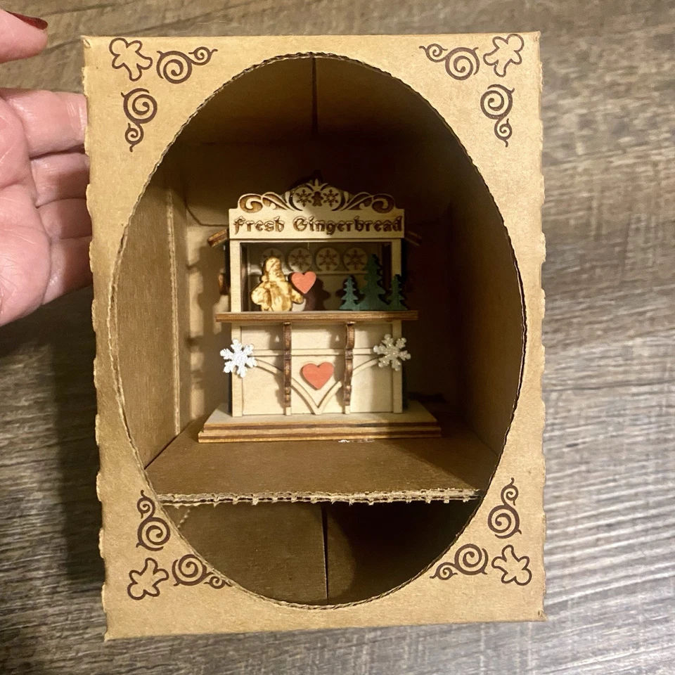 Original Ginger Cottages Ginger Market Ornament USA GC129 Glenn Crider USA