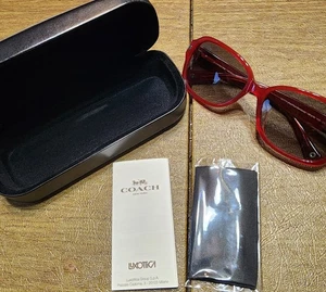 Neu mit Etikett Coach 8105F (L546) 527711 58 Sonnenbrille rot m. Etui - Bild 1 von 3