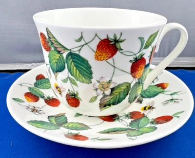 FRESA ALPINA, PORCELANA DE HUESO DESAYUNO TAZA PLATILLO, KIRKHAM, HECHO EN INGLATERRA NUEVO Foto 1 de 4