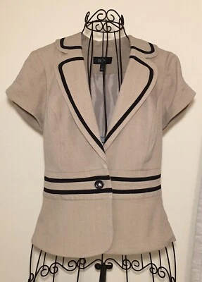 Blazer BCX manga curta bege e preto júnior tamanho médio - Imagem 1 de 4