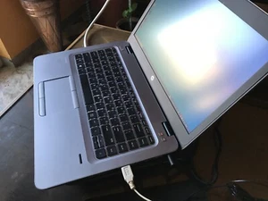 HP Elitebook 745 G4 AMD A10 8730B 10 Com. Cores 4G+6G - 2,40 GHz - 8GB -250 SSD - Picture 1 of 21