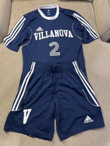Villanova Wildcats Adidas Soccer Team Uniform Jersey & Shorts Kit Small #2 Cover