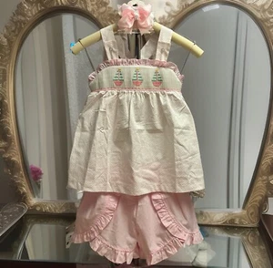 Girls NWT Stitchy Fish Smocked Shorts Set & Dress Top Polka Dots Free Bow 6 - Picture 1 of 11