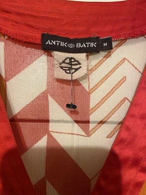 Vestido Midi Antik Batik Talencia Listrado 100% Seda Estampa Kaftan Médio - Imagem 1 de 4