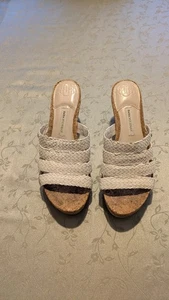 Dana Buchman Mujer Sandalias Cuña Blanco Tejido Tacón Corcho, Talla 10M - Imagen 1 de 5