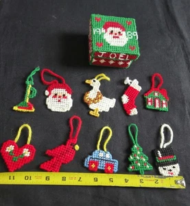 Vtg Handmade Crocheted 10 Christmas Ornaments(2"-3") & Box(3.5"x2.5") 1989 - Picture 1 of 13