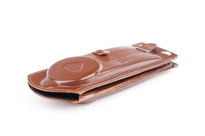 Accesorio Rolleiflex. Capucha de enfoque binocular de cuero. Buen estado general. Foto 1 de 4