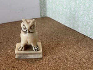 Miniature 1" Owl on Book Figure - Picture 1 of 7