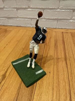Boneco de ação McFarlane Toy’s NFL Tennessee Titans Steve McNair - Imagem 1 de 2