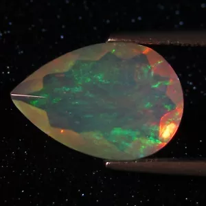 Opale bianco non riscaldato 3,50 carati 100% colori naturali riproduzione bel taglio forma pera REF VIDEO - Foto 1 di 5