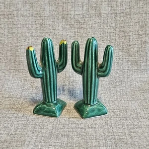 Cactus Salt & Pepper Shakers Unbranded 4" - Picture 1 of 5